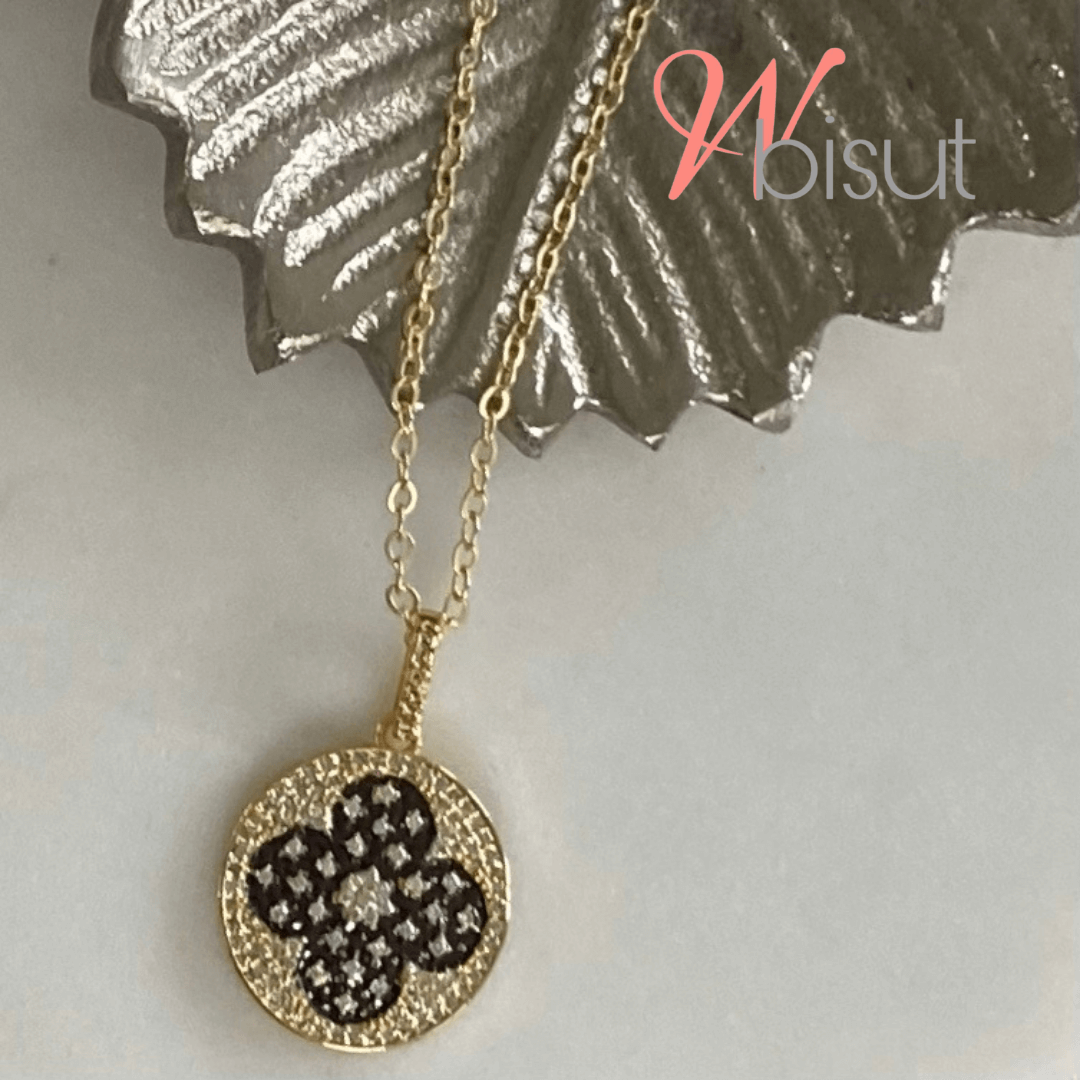 BLACK FLOWER NECKLACE