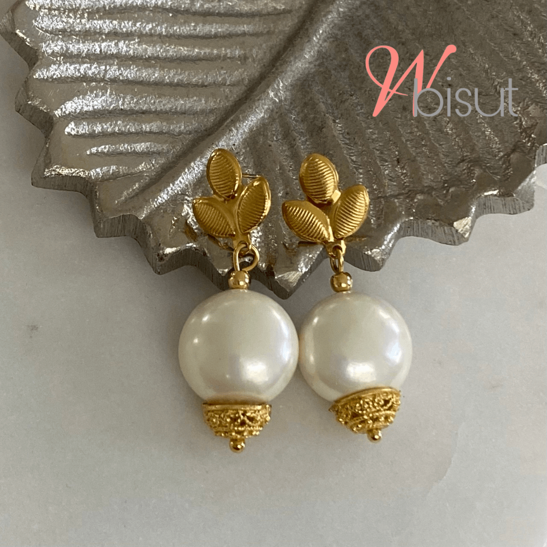 LEAF MOTHER OF PEARL SHELL EARRINGS