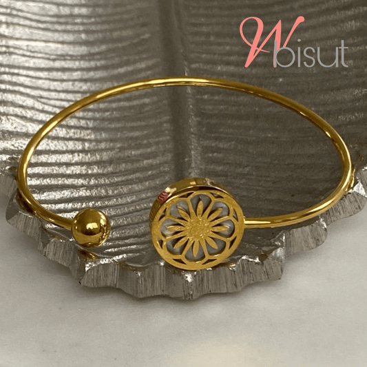 GOLDEN FLOWER SHELL BRACELET