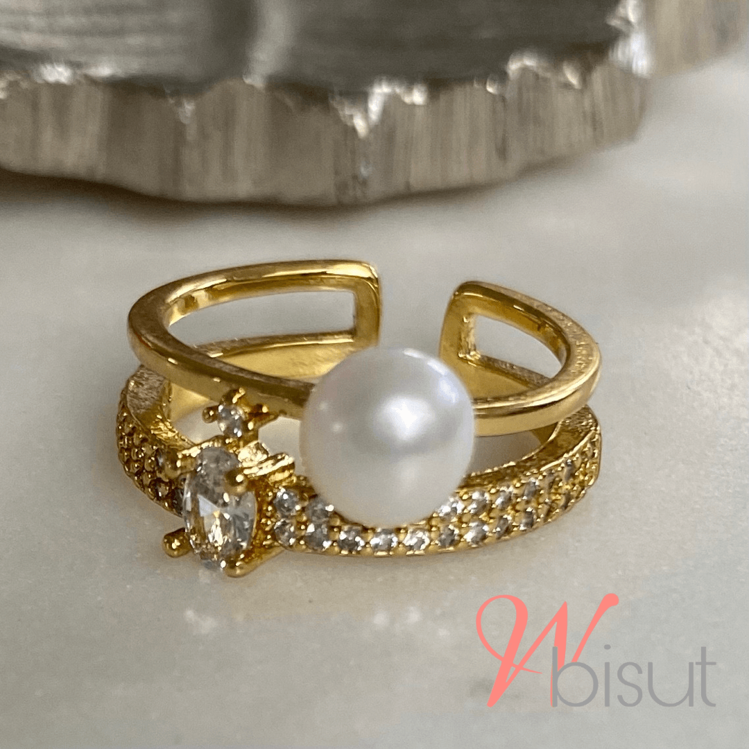 PEARL AND CRYSTAL RING